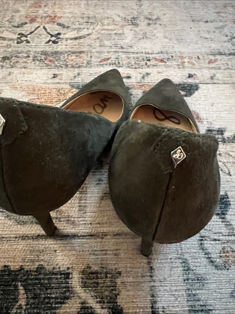 Sam Edelman Olive Green Suede Pointed Toe Heels - Picture 2 of 8